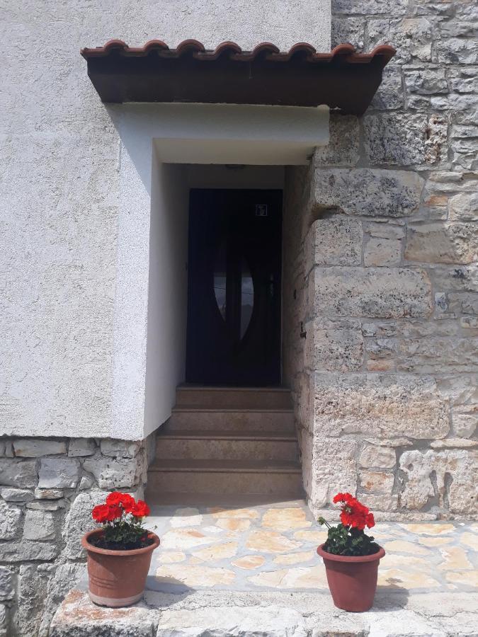 Apartman Sole Bale Exterior photo